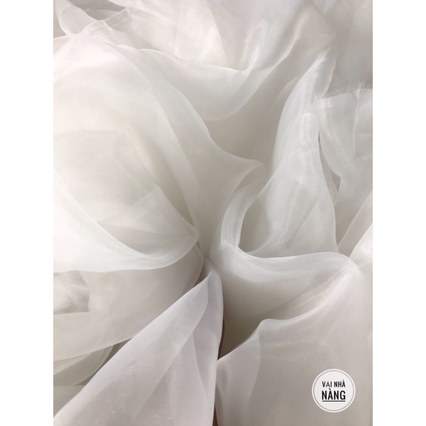 Vải Voan kính ánh nhũ phồng, mềm