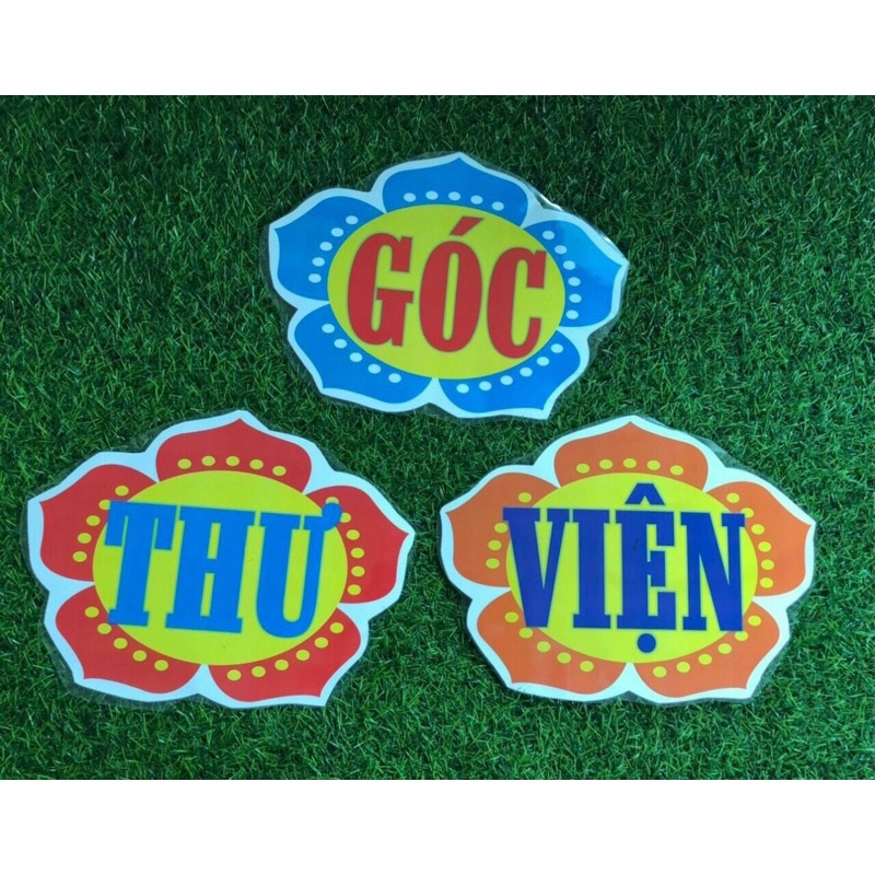 Set 3 hoa trang trí góc