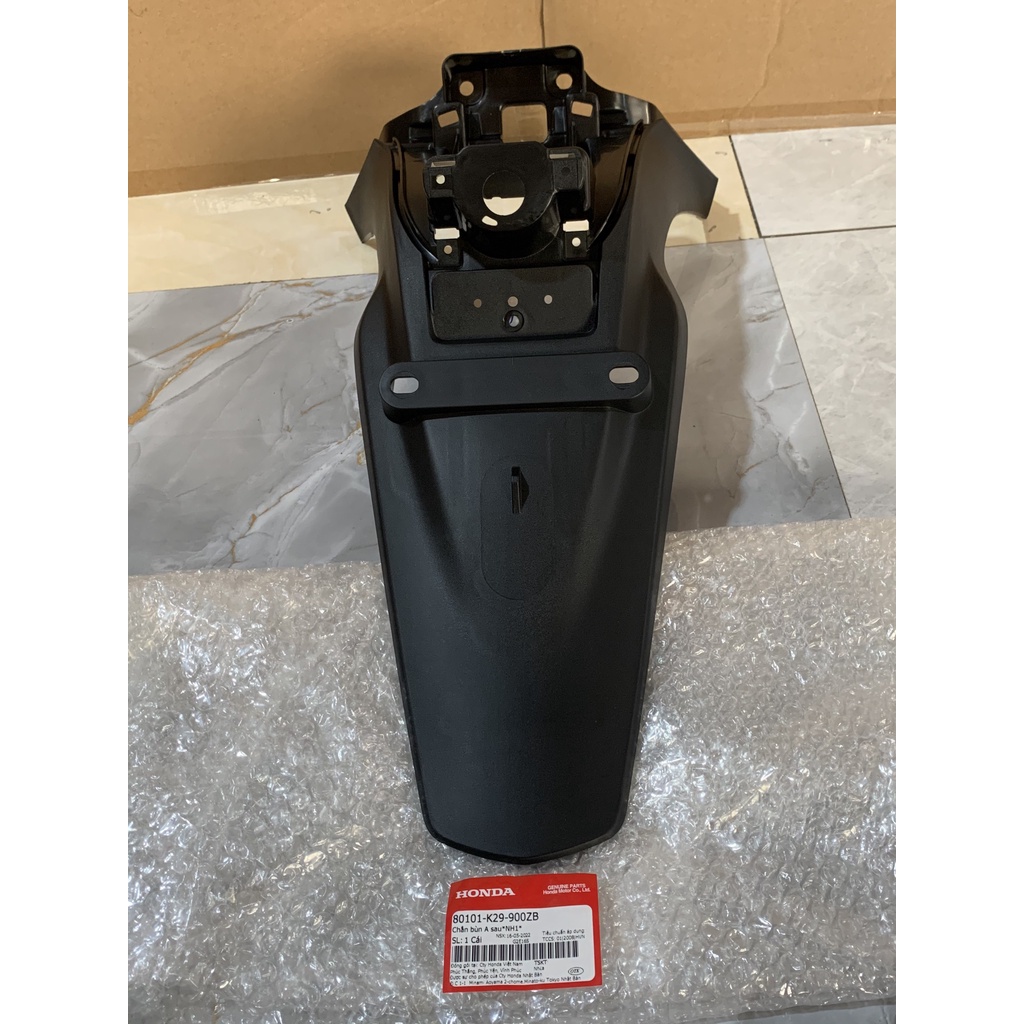 Chắn bùn A sau HONDA SH MODE năm 2013-2018 màu Đen. *NH1* 80101K29900ZB