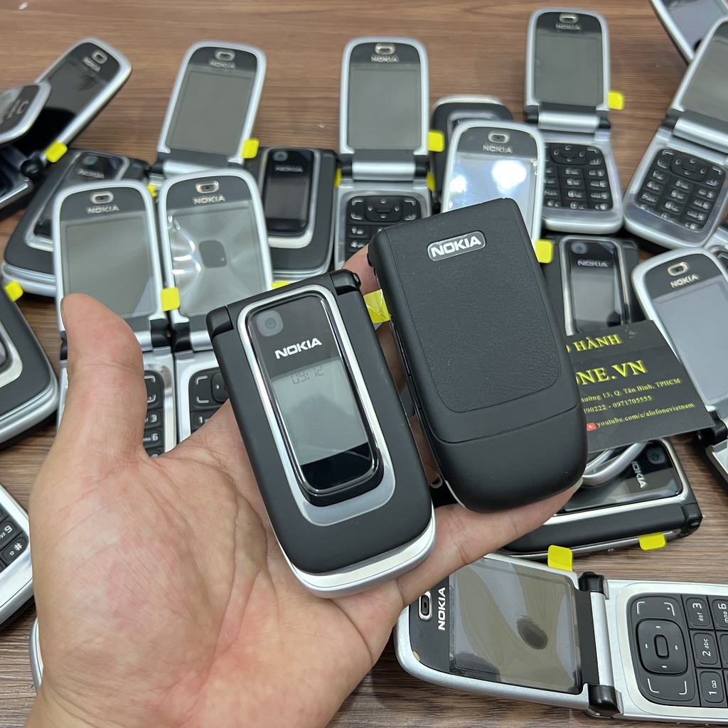 Điện Thoại Nokia 6131 Nắp Gập Loa To Cho Người Già