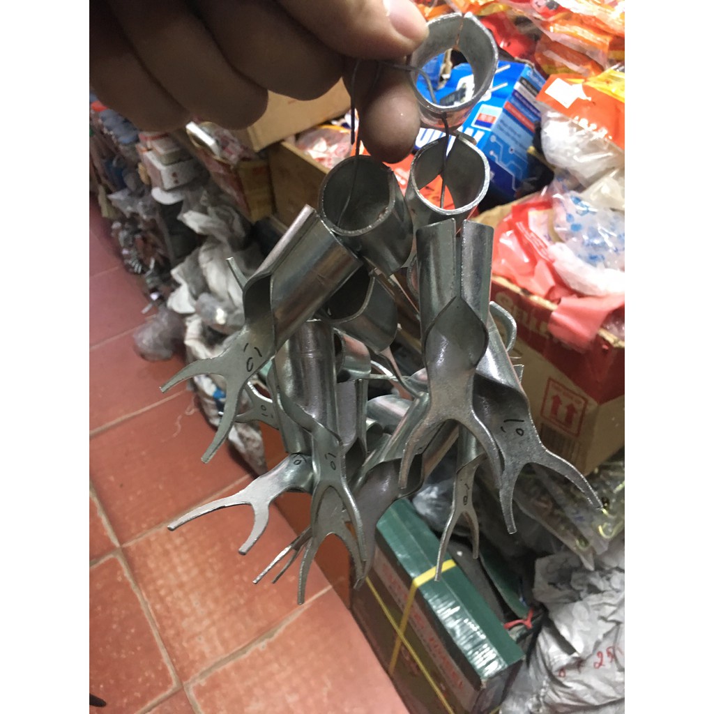 Đầu móc sào trọc quần áo, phơi khăn TA5