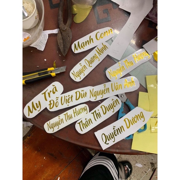 Tem dán xe vàng gương ánh kim theo tên. tem theo yêu cầu, vàng gold, crom