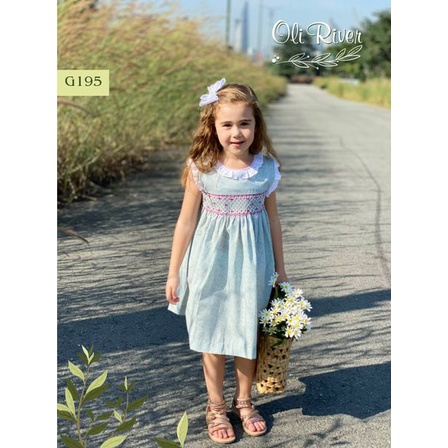 Đầm smock hoa nhí oli river