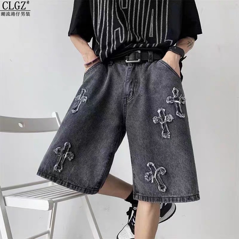 Short jeans nam jeans thêu thánh giá trắng