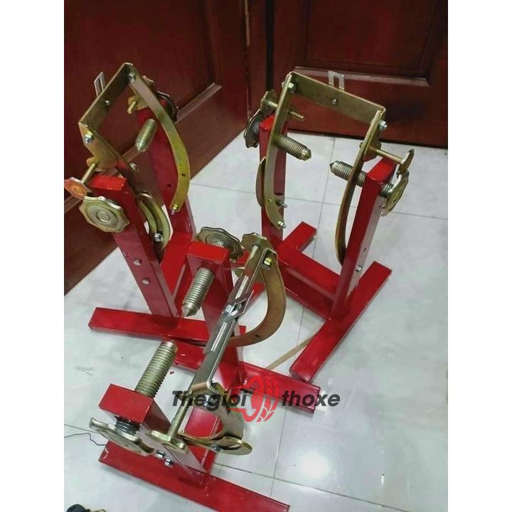 Giá cân vành, bàn rút căm xe máy chất lượng cao - Thế Giới Thợ Xe