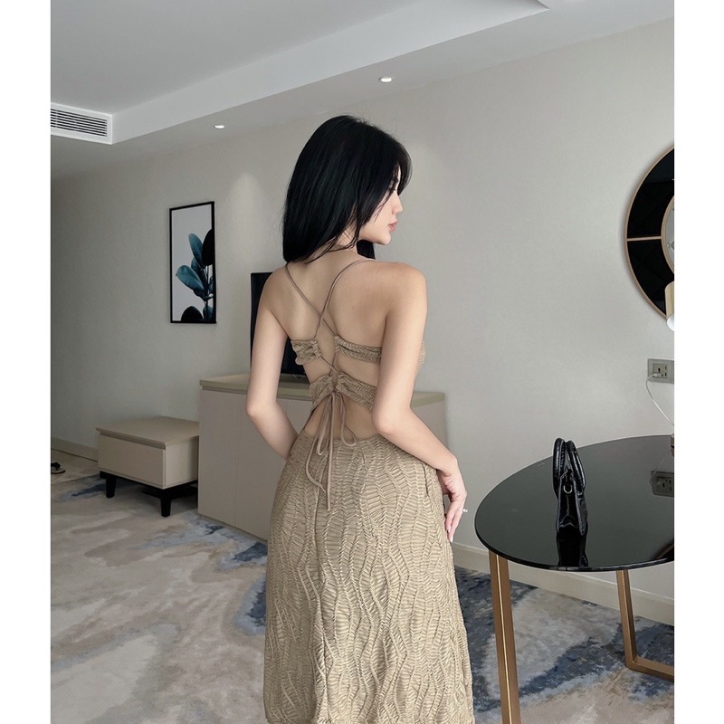 Đầm midi hai dây đan lưng dáng dài mang đi biển