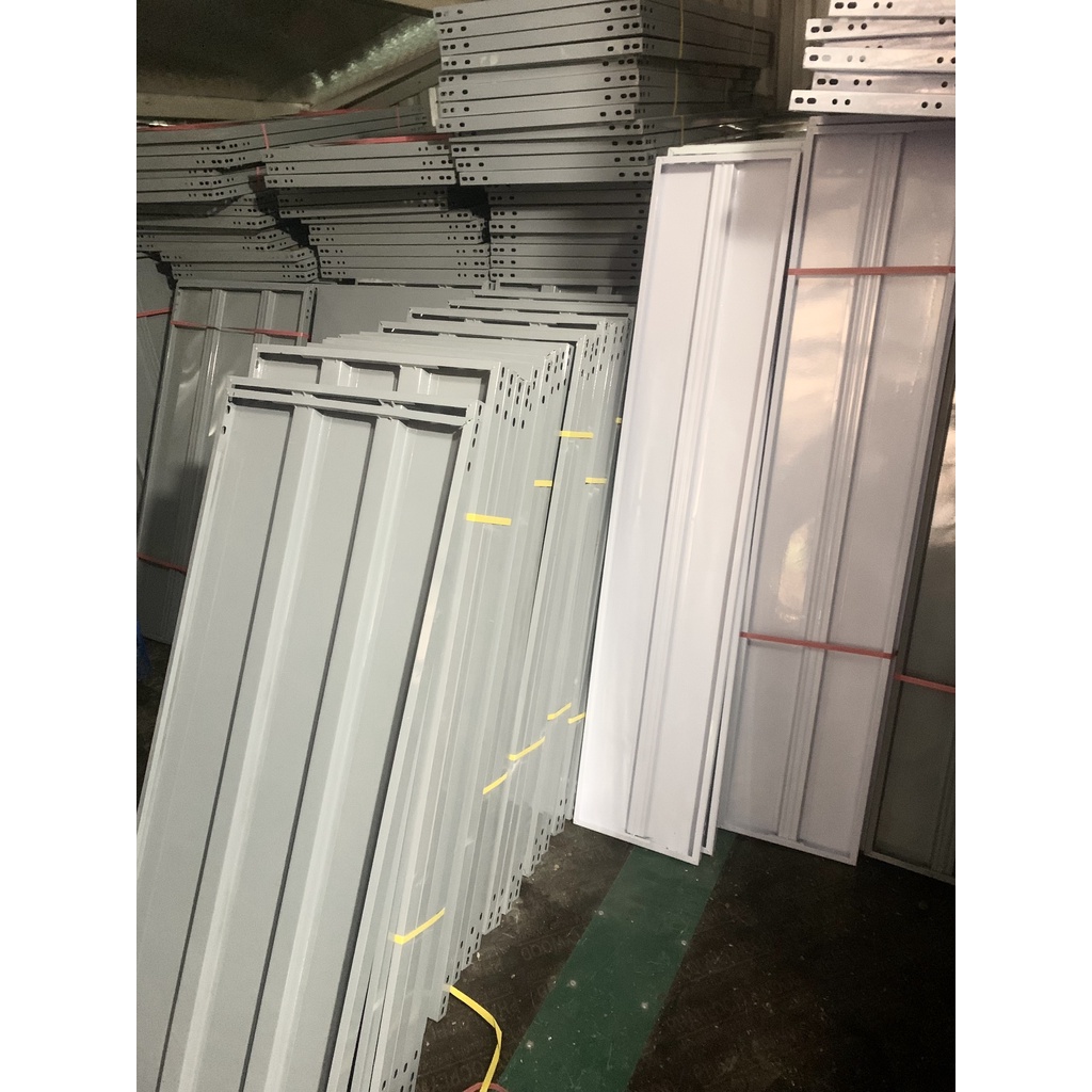 Mâm sàn lắp kệ sắt v lỗ đa năng R30 x D60,80,100,120 - Kệ Việt