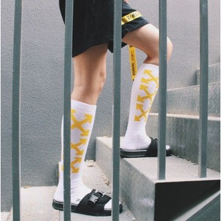 TẤT VỚ MŨI TÊN - PATTERN OFFWHITE SOCKS