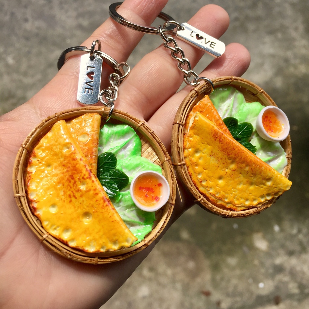 Móc khoá bánh xèo Việt Nam(thêm tên theo yêu cầu) handmade 100% từ đất sét -Lilande