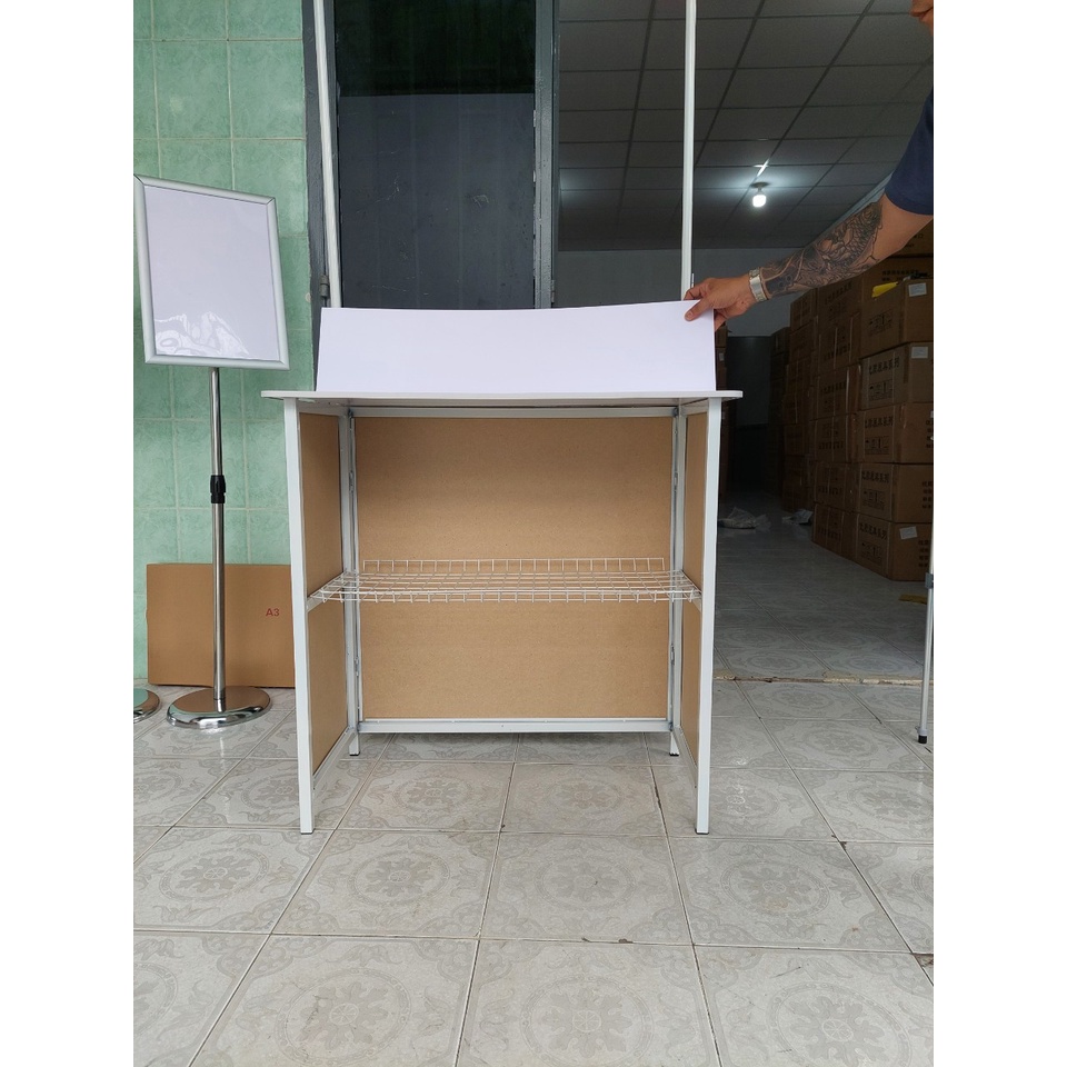 QUẦY BÁN HÀNG DI ĐỘNG BẰNG SẮT GẤP XẾP GỌN ĐẸP