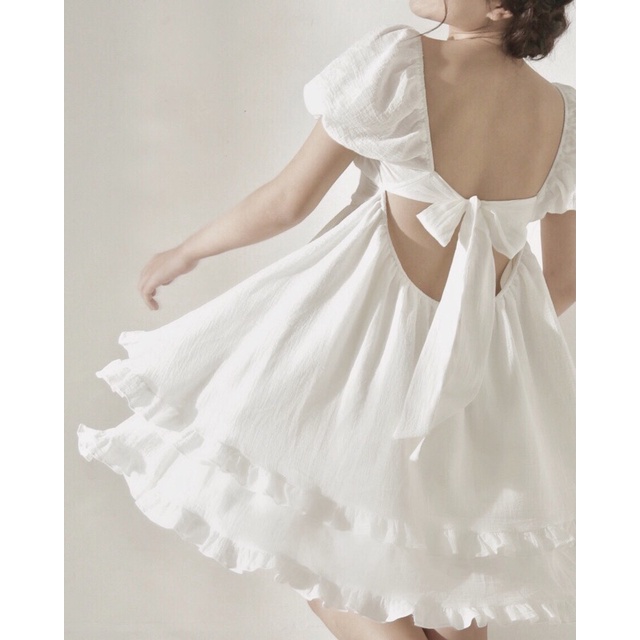 Đầm trắng babydoll thắt nơ hở lưng (Soufflé Dress)
