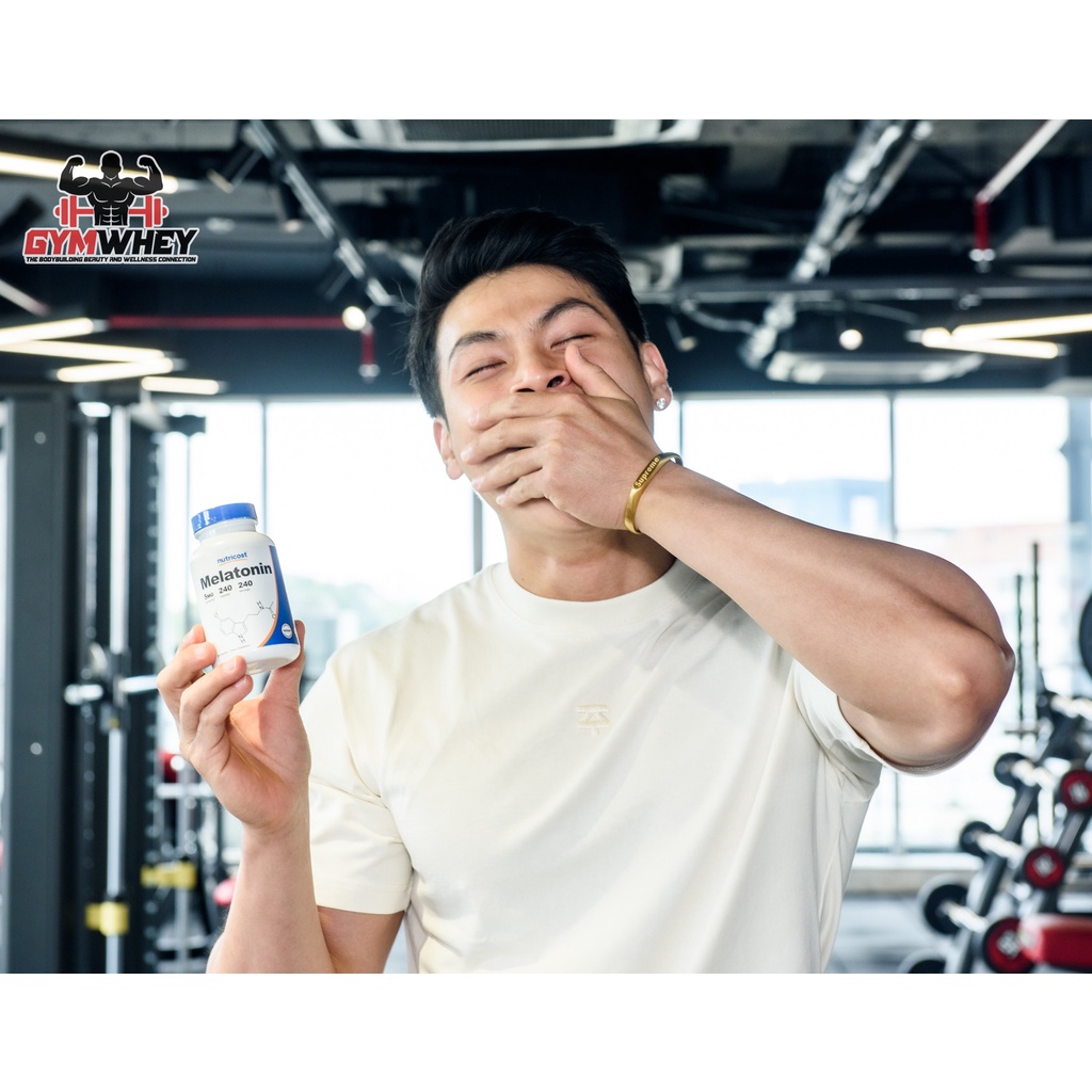 Nutricost Melatonin 5mg Giúp Ngủ Ngon Và Sâu Một Cách Tự Nhiên Không Gây Mệt (240 Viên)