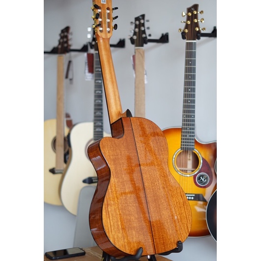Guitar Nilon Flamenco JX-10G tích hợp Bluetooth và Effecr