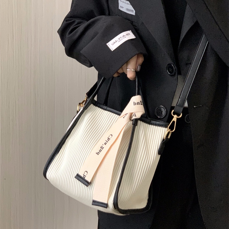 Túi Xách Thời Trang Cao Cấp Sang Trọng Cho Nữ