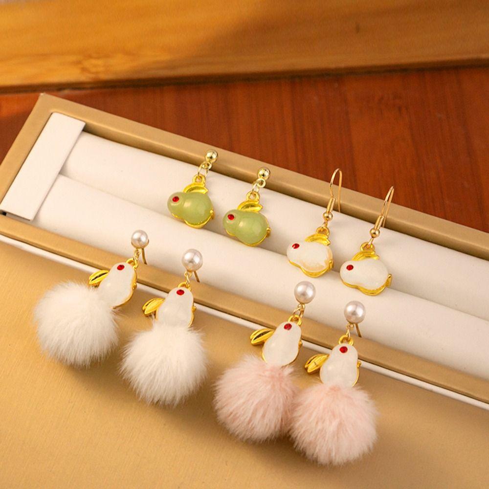 Bông Tai Hình Thỏ Hoạt Hình Đính Bóng Lông Phong Cách Cổ Điển Thời Trang Cho Nữ