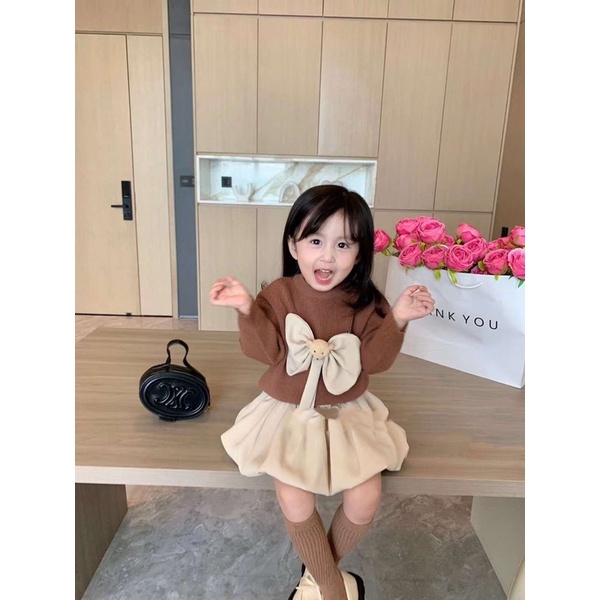 Bộ nhung nơ gấu chân váy quả bí có lót quần cho bé gái