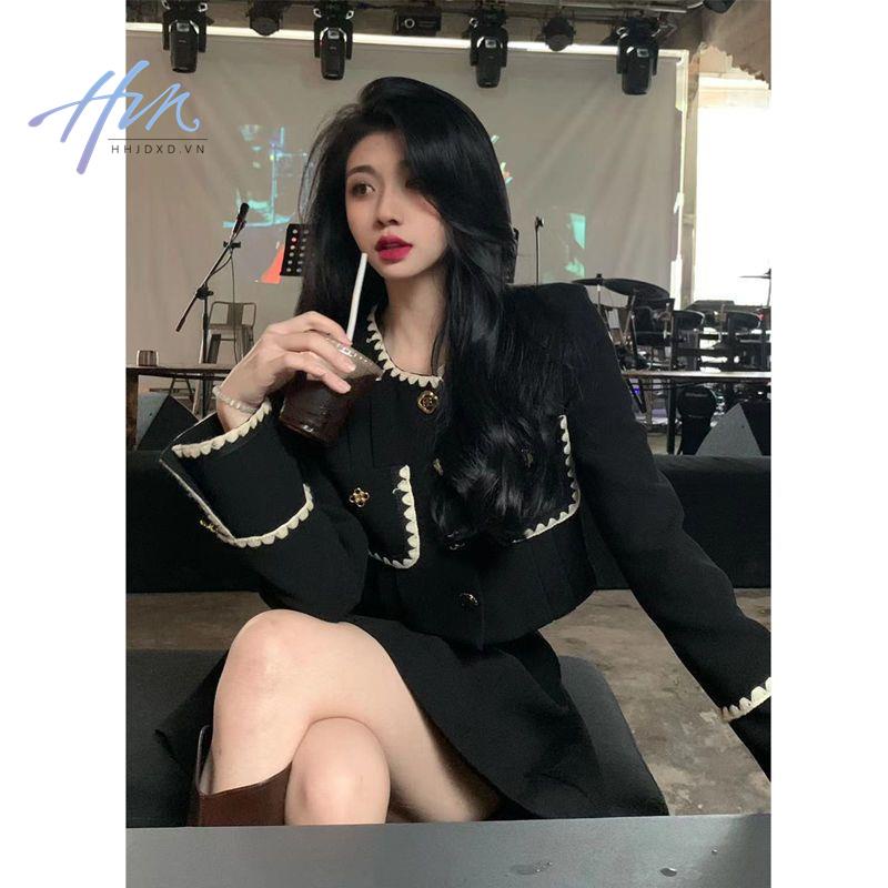 Váy Cạp Cao Thời trang phù hợp với phụ nữ mùa thu 2022 phong cách mới ngắn áo khoác màu đen cao eo nửa váy