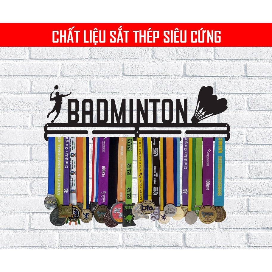 Giá treo huy chương cầu lông lên tường
