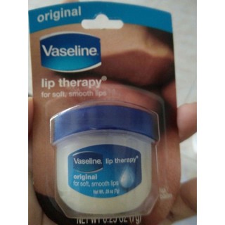 Hũ son dưỡng môi vaseline