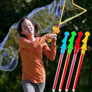 Cây Tạo Bong Bóng Xà Phòng Khổng Lồ Cho Bé (Kèm Gói Xà Phòng Pha Sẵn)