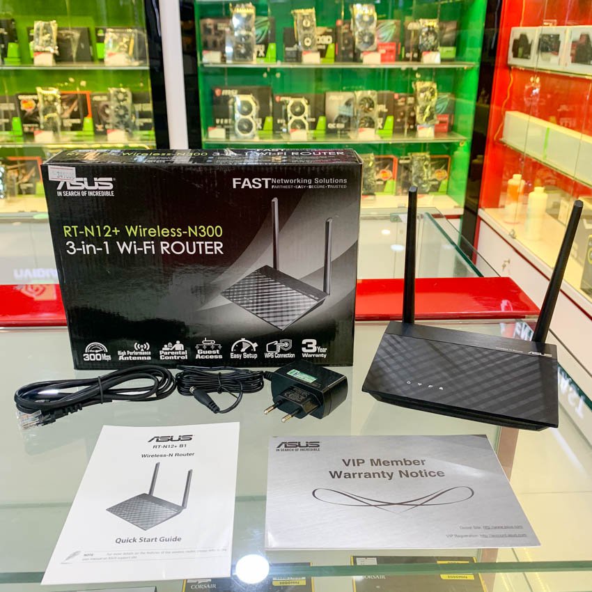 Router wifi ASUS RT-N12+ Wireless N300Mbps, ăng-ten lắp ngoài 5dBi cho tầm phủ sóng rộng và mạnh hơn