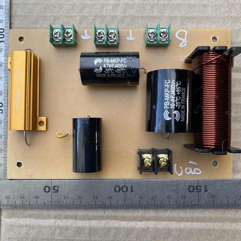 Phân tần loa bmb 450