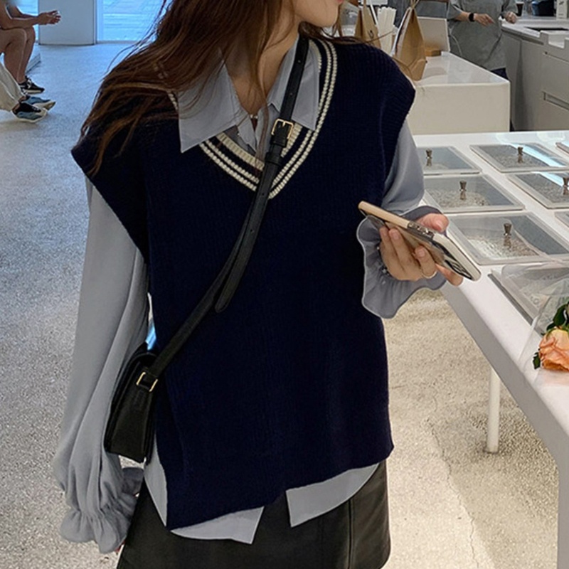 Áo Sweater Dệt Kim Sát Nách Dáng Rộng Cổ Chữ V Thời Trang