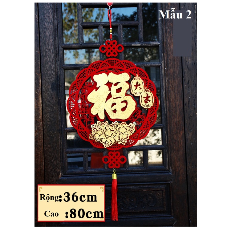Chữ Phúc treo cửa ngày Tết May Mắn Lộc Đầy Nhà