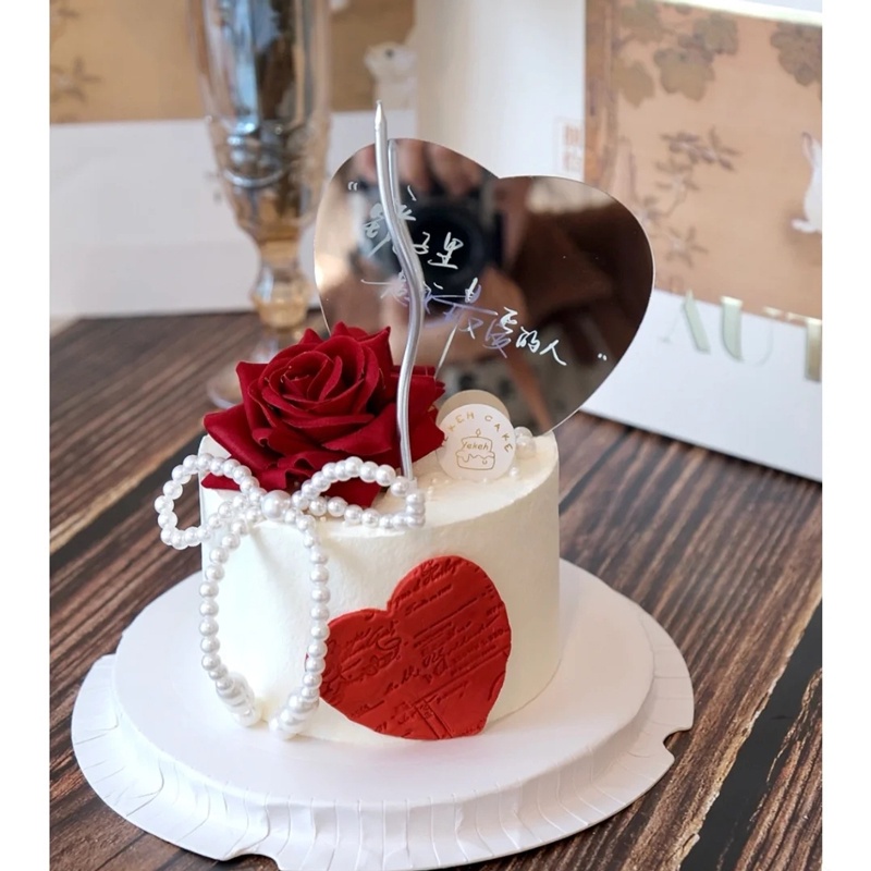 Gương Trang Trí Bánh Hình Trái Tim Xinh Xắn