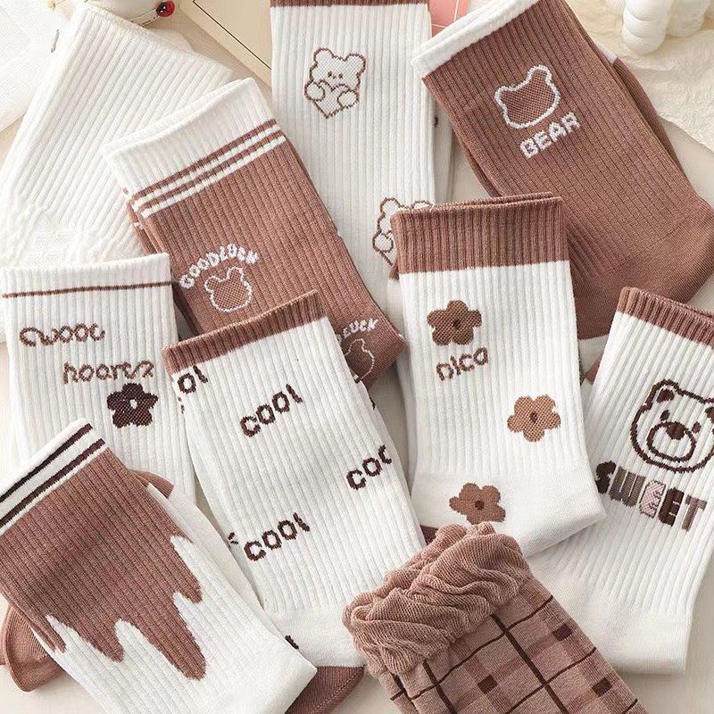 Tất Vớ Kaki Cổ Cao Màu Nâu Dễ Phối Đồ Phong Cách Nhật Bản Dễ Thương Tất Gấu Thời Trang Xuân Thu Cho Nữ - Dumi Shop