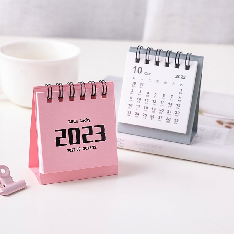 Lịch Năm 2023 mini Để Bàn Thiết Kế Đơn Giản Và Đáng Yêu