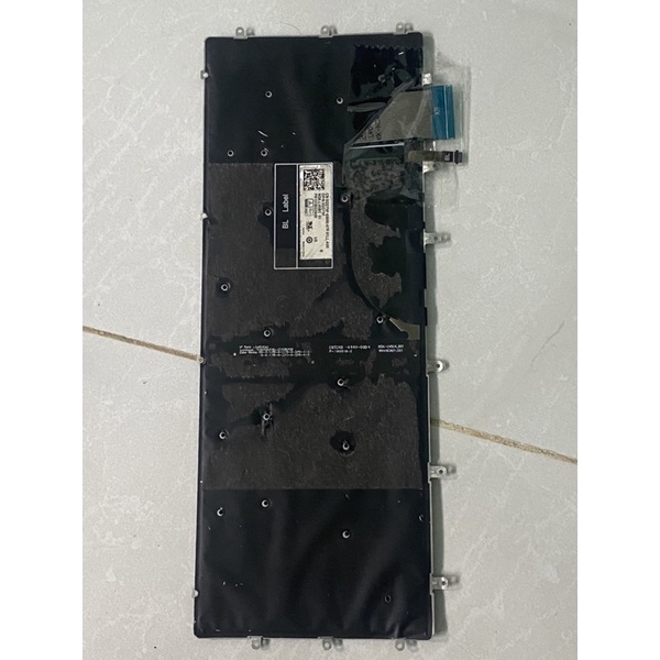xác bàn phím laptop dell xps 15 9550 9560 9570 7558 7568 mất nút không bảo hành