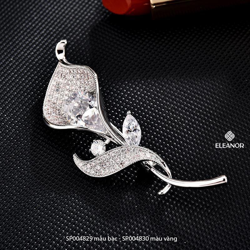 Ghim cài áo nữ Eleanor Accessories hình hoa đính đá phụ kiện thời trang 4829
