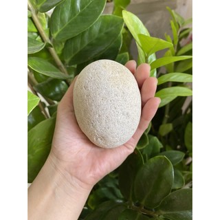 Đá tắm tẩy tế bào da chết