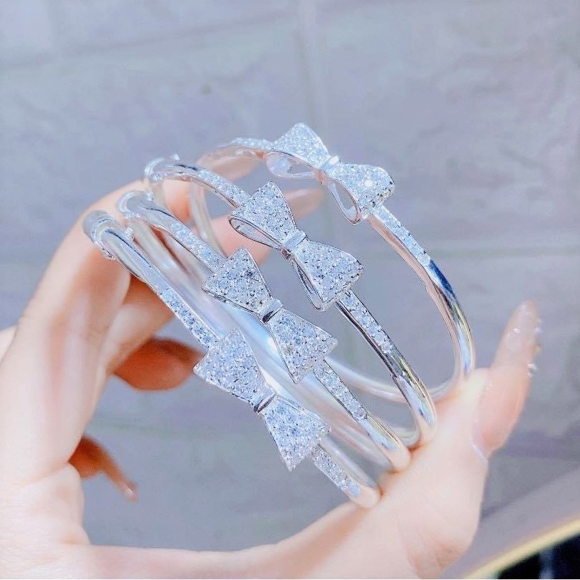 Vòng tay bạc nữ mặt nơ gắn đá thời trang, Lắc tay chất liệu bạc ta sang trọng nữ tính
