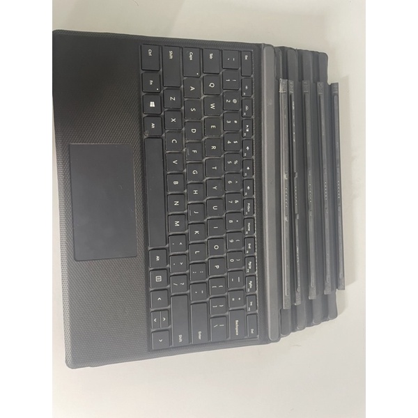 Phím Surface pro  chính hãng đã dán skin