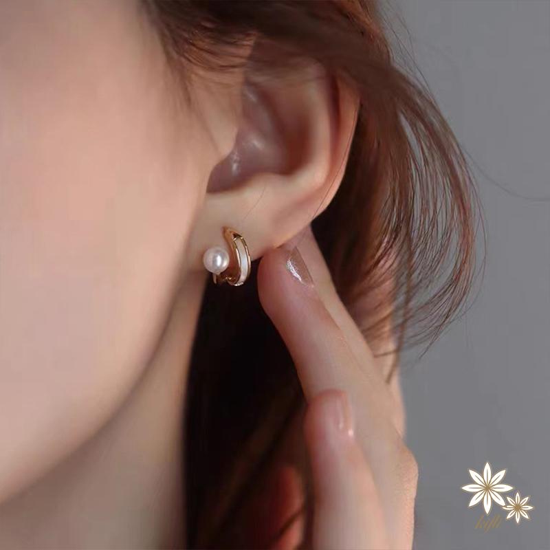 Bông Tai Đính Ngọc Trai Tự Nhiên Nhỏ Nhắn Dễ Phối Đồ Dành Cho Mẹ