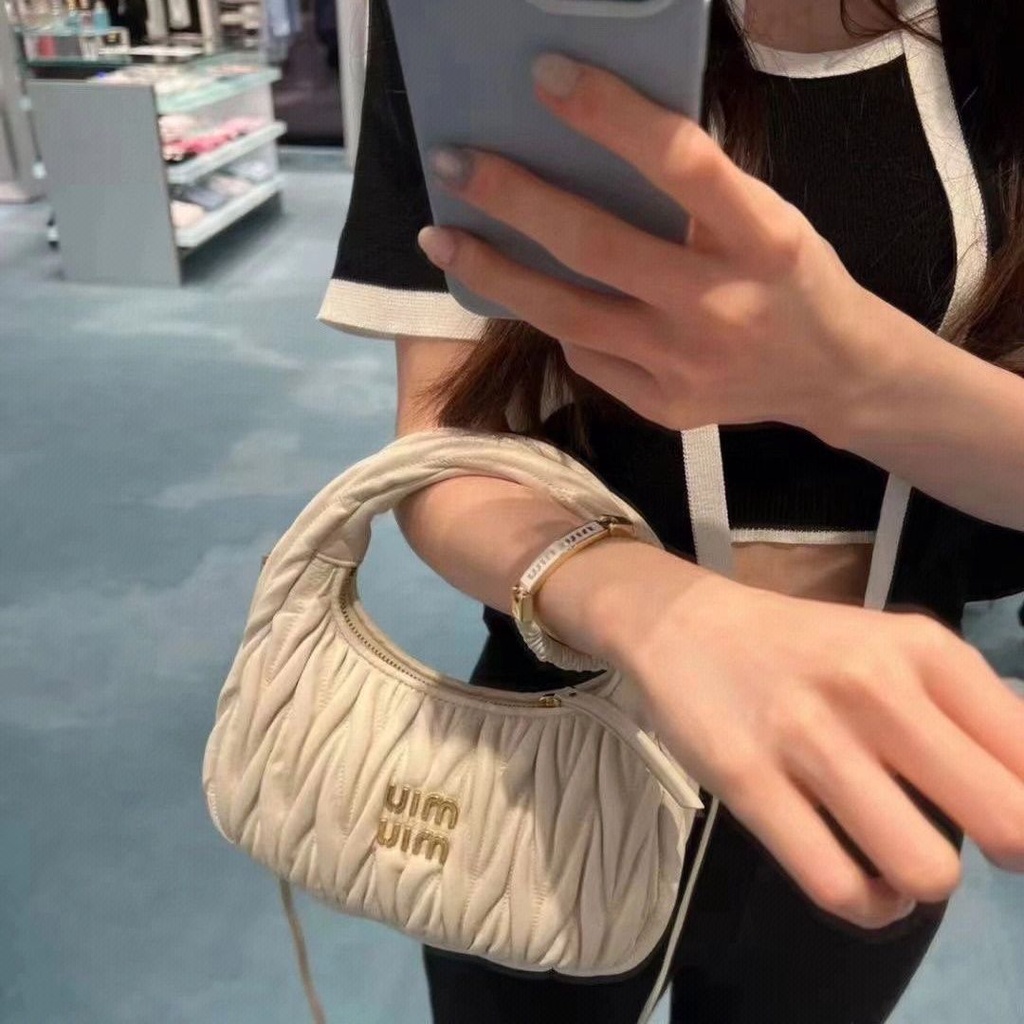 Q742 MiuMiu bowling Boston sheepskin pleated bag pillow bag shoulder crossbody cloud Hobo handbag