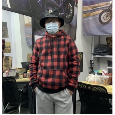 Hoodie Nam Nữu Caro Đỏ Unĩe Dáng Rộng Mũ To Túi Bụng Uzzlang Năng Động Trẻ Trung