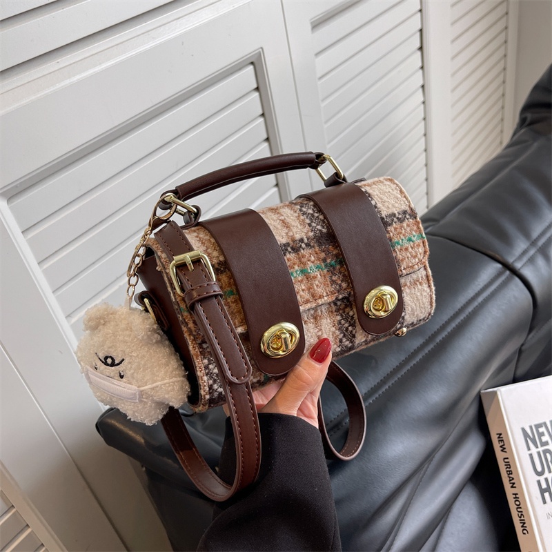 Túi Đeo Vai Họa Tiết Kẻ Sọc Màu Sắc Tương Phản Thời Trang Cho Nữ