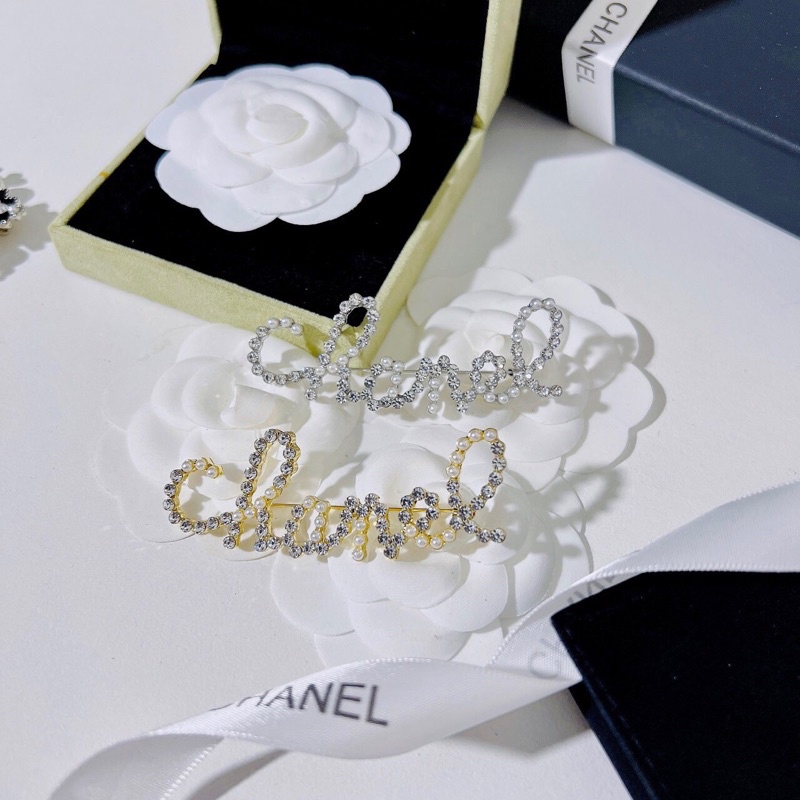 CHARM cài áo, váy xinh🌸🌸🌸 inb để chọn mẫu