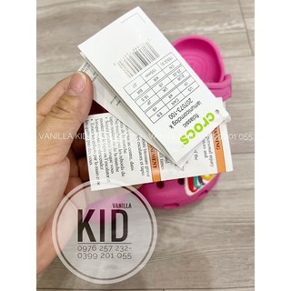 Sục Crocs pony hồng bé gái