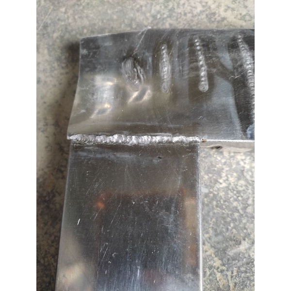 Máy tẩy mối hàn inox inverter