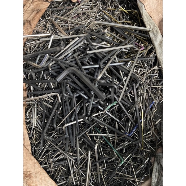 Lục giác Nhật bãi cân kí