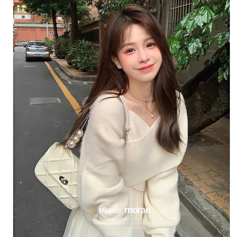 Set áo len trễ vai kèm chân váy 3 lớp lấp lánh