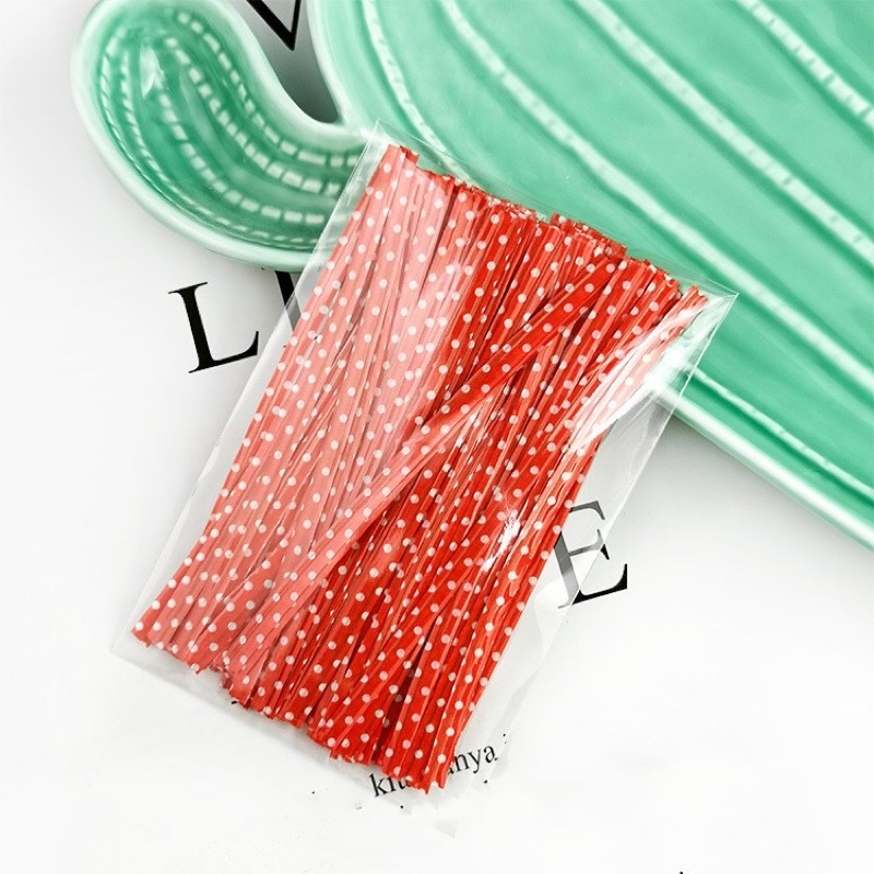 Dây thiếc buộc túi bánh 100c