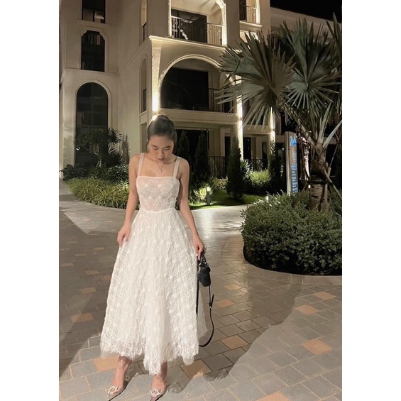 Đầm voan ren dáng dài