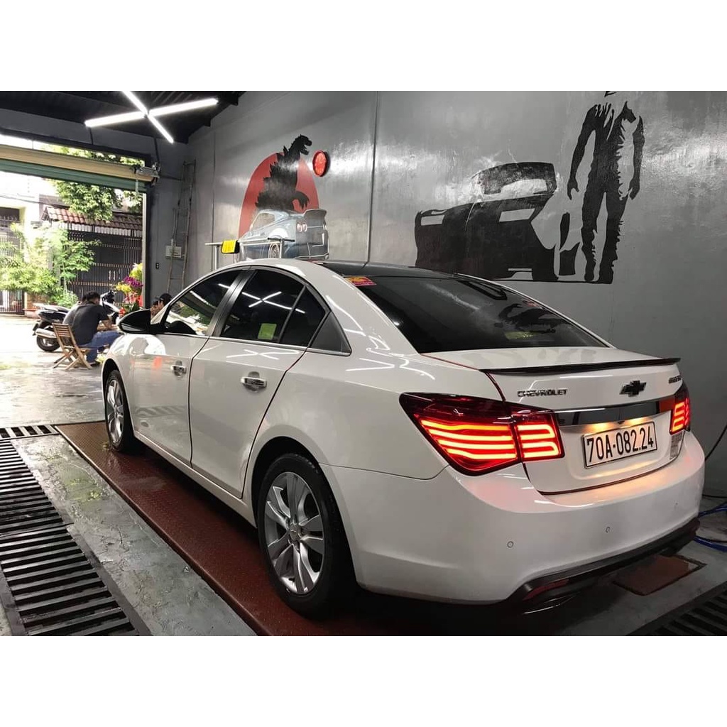 Đèn hâu độ mẫu Mec cho xe cruze cdx