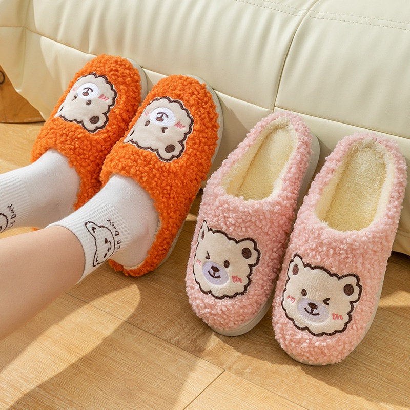 Dép bông đi trong nhà mùa đông, dép lông unisex đế cao su bám sàn tốt, mềm dẻo quai hình gấu lông xù cực cute TDO