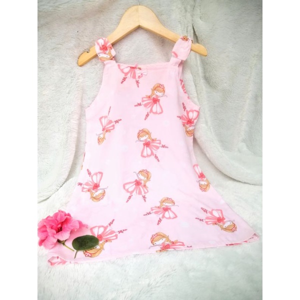 Váy/ Đầm tole lanh cho bé gái họa tiết cô gái hồng